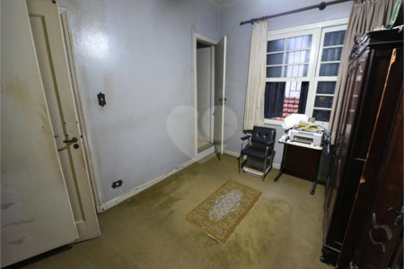 Sobrado à venda com 3 quartos, sendo 1 suíte, em Vila Clementino, São Paulo, SP