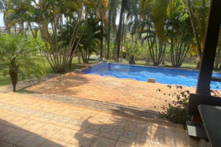 Casa à venda com 3 quartos, sendo 1 suíte,  no Centro, Araçoiaba da Serra, SP