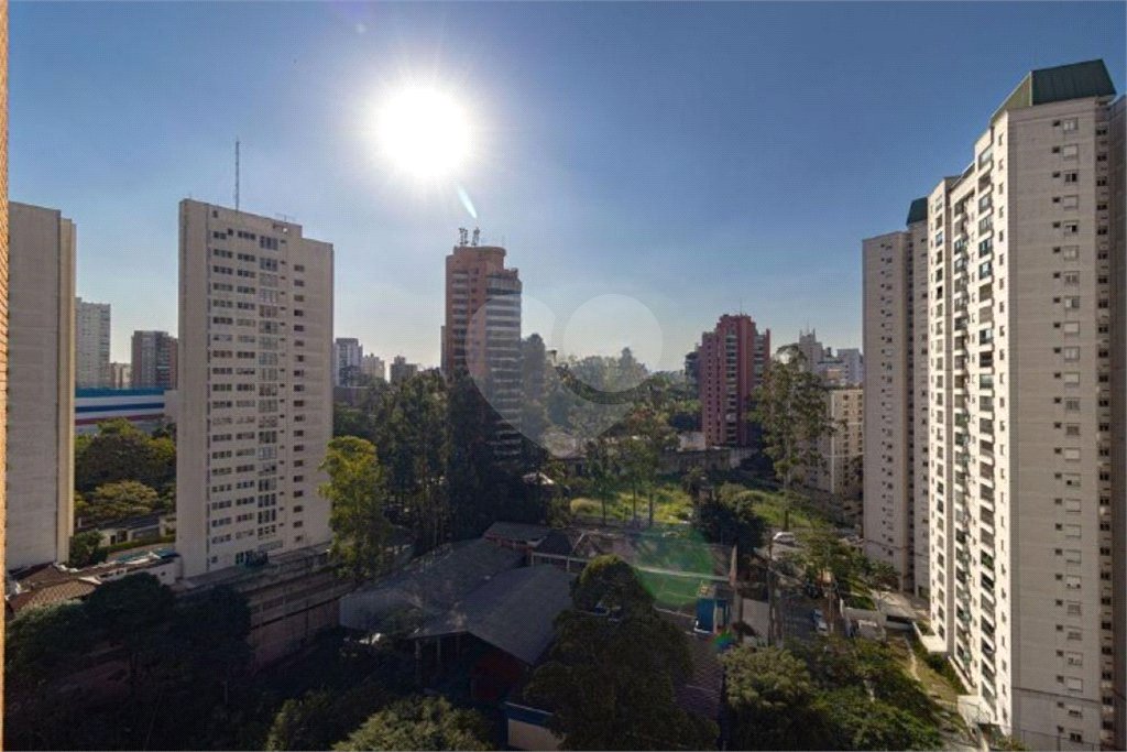 Apartamento à venda com 3 suítes em Jardim Parque Morumbi, São Paulo, SP