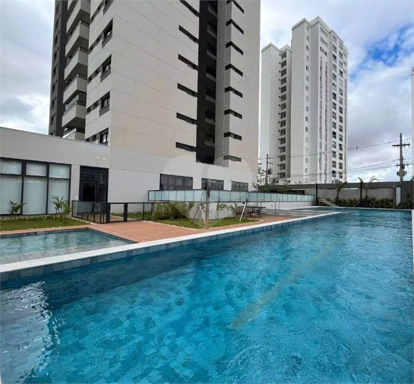 Apartamento para alugar com 3 suítes em Parque Campolim, Sorocaba, SP