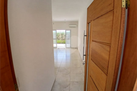 Casa à venda com 3 quartos, sendo 1 suíte, no condomínio Golden Park Residence II, Sorocaba - SP