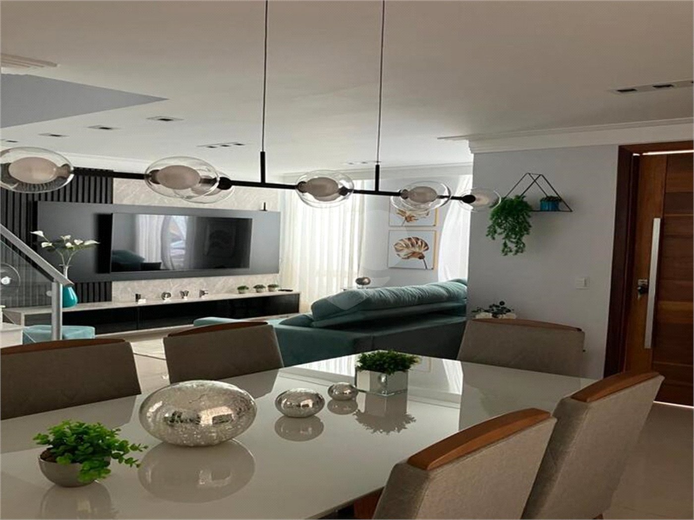 Casa à venda com 3 suítes no condomínio Maison Blanche, Indaiatuba - SP