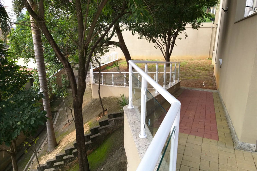 Casa, 4 quartos, 4 suítes, 6 vagas, à venda, no Barro Branco, em São Paulo.