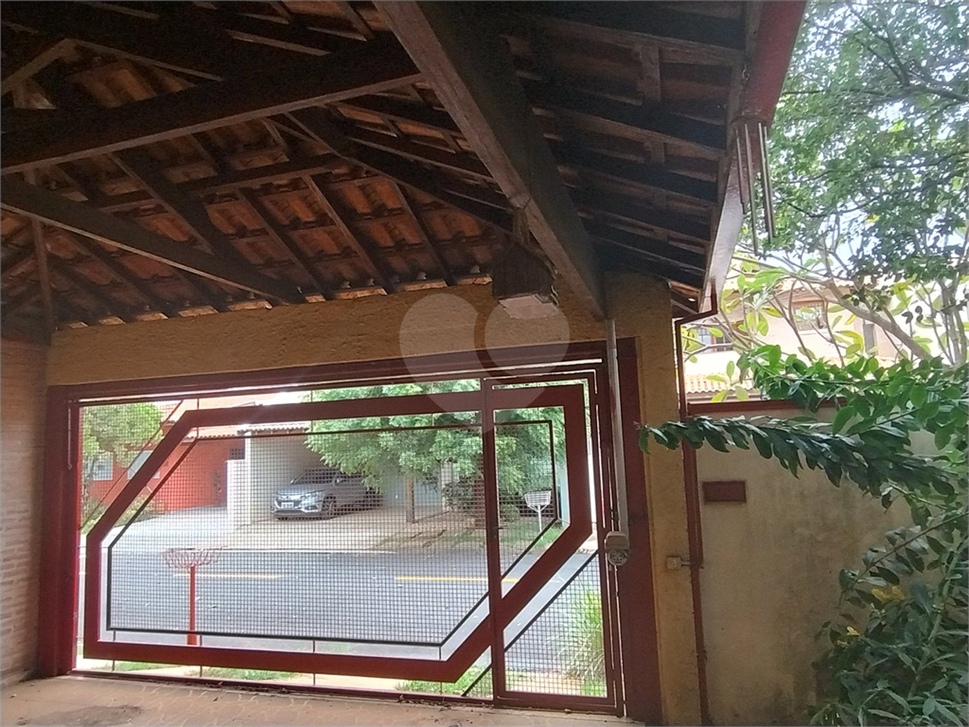 Excelente sobrado para venda no residencial Parati