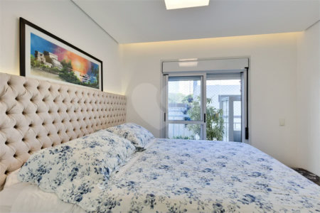 Apartamento à venda com 3 quartos, sendo 1 suíte, em Alto da Boa Vista, São Paulo, SP