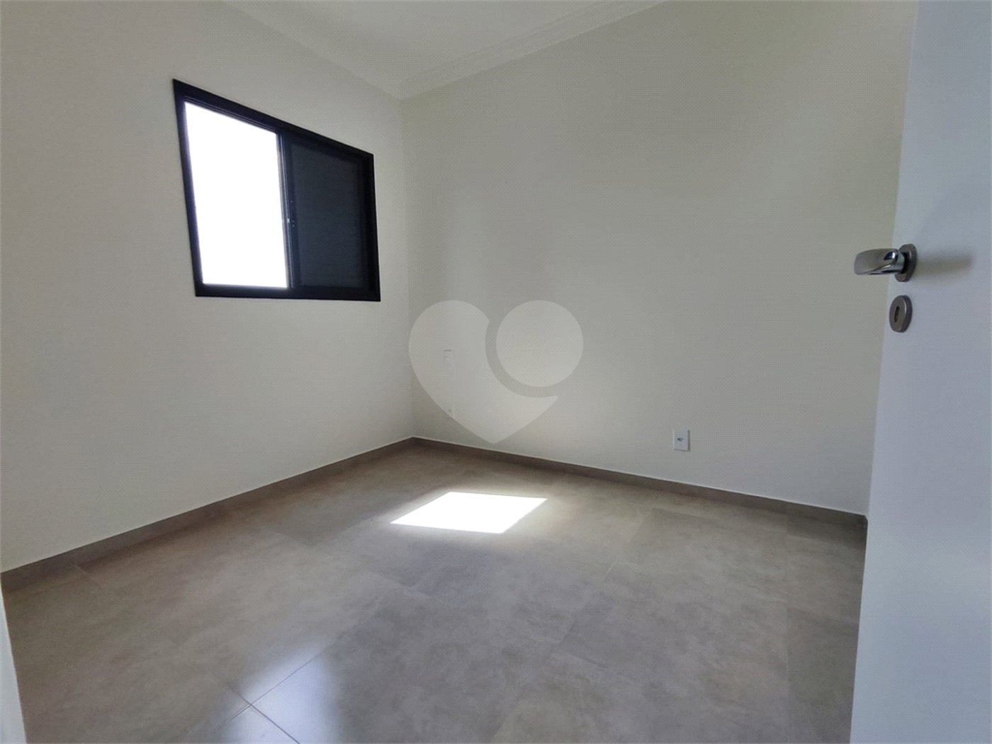 Apartamento à venda com 2 quartos, sendo 1 suíte, em Jardim América, Sorocaba, SP