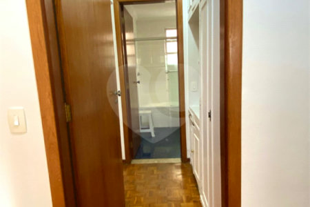 Apartamento à venda ou para alugar com 4 quartos, sendo 1 suíte, em Itaim Bibi, São Paulo, SP