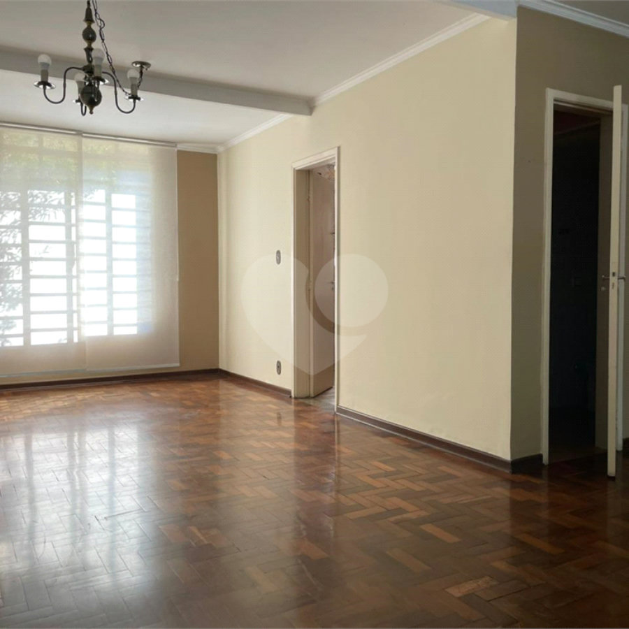 Sobrado para alugar com 3 quartos, sendo 2 suítes, em Itaim Bibi, São Paulo, SP