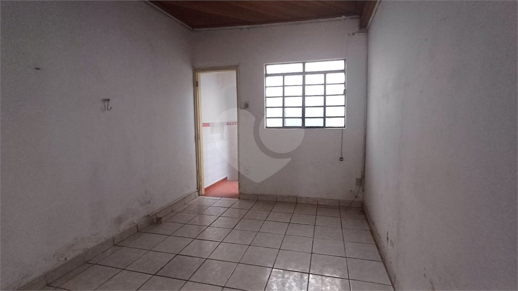 Casa à venda com 2 quartos em Vila Leão, Sorocaba, SP