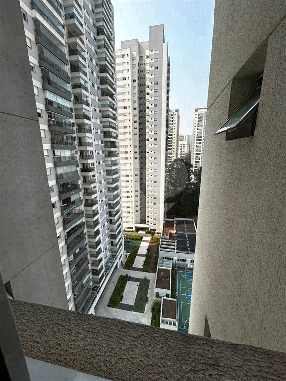 Apartamento à venda com 3 quartos, sendo 1 suíte,  em Jardim Caboré, São Paulo, SP