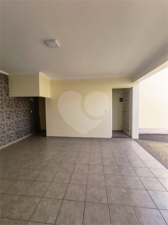 Casa à venda com 3 quartos, sendo 1 suíte,  em Jardim Jequitibá, Indaiatuba, SP