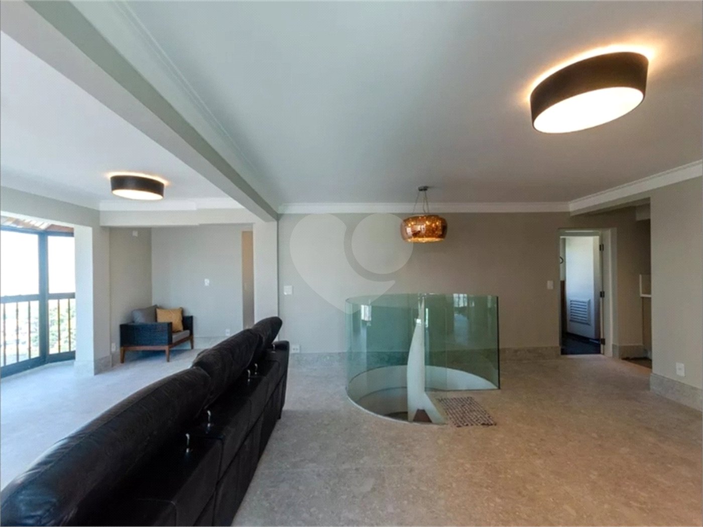 Duplex para alugar com 4 quartos, sendo 2 suítes, em Tremembé, São Paulo, SP