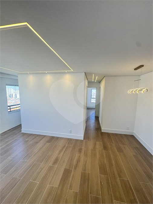 Apartamento à venda com 3 quartos, sendo 1 suíte, em Vila Cruz das Almas, São Paulo, SP