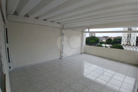 Sobrado à venda com 3 quartos, sendo 1 suíte, em Parque Rodrigues Alves, São Paulo, SP