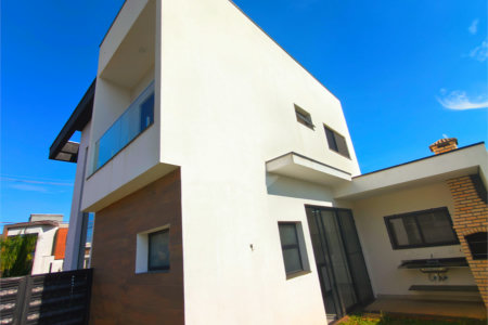 Casa à venda com 3 quartos, sendo 1 suíte, no condomínio Terras de São Francisco, Sorocaba - SP