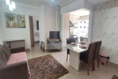 Apartamento com uma suíte para locação ao lado do Shopping Metrô Tatuapé. SP