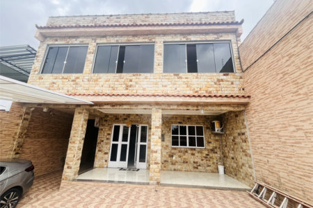 Casa à venda com 3 quartos, sendo 1 suíte, em Campo Grande, Rio de Janeiro, RJ