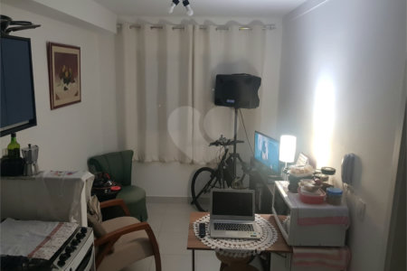 Apartamento à venda com 1 quarto em Cambuci, São Paulo, SP