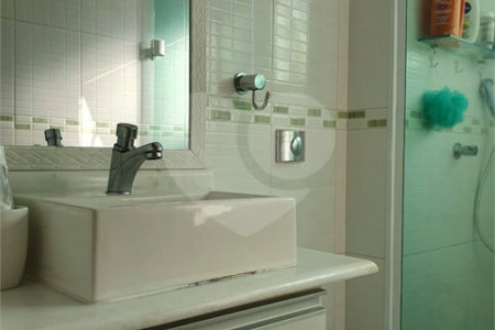 Apartamento à venda com 2 quartos em Jardim Umarizal, São Paulo, SP