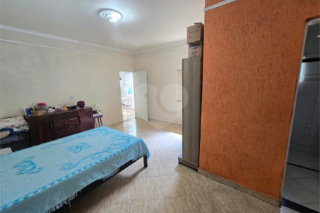 Casa à venda com 5 quartos, sendo 1 suíte,  em Vila Santana, Itapetininga, SP