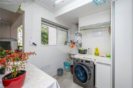 Apartamento à venda com 3 suítes em Jardim Caboré, São Paulo, SP