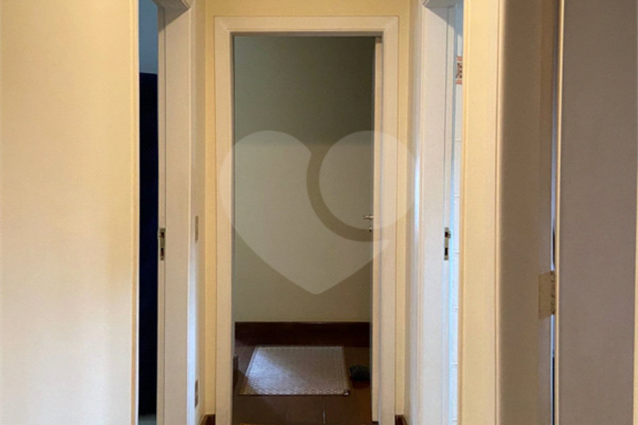 Sobrado à venda com 3 quartos, sendo 1 suíte, em Jabaquara, São Paulo, SP