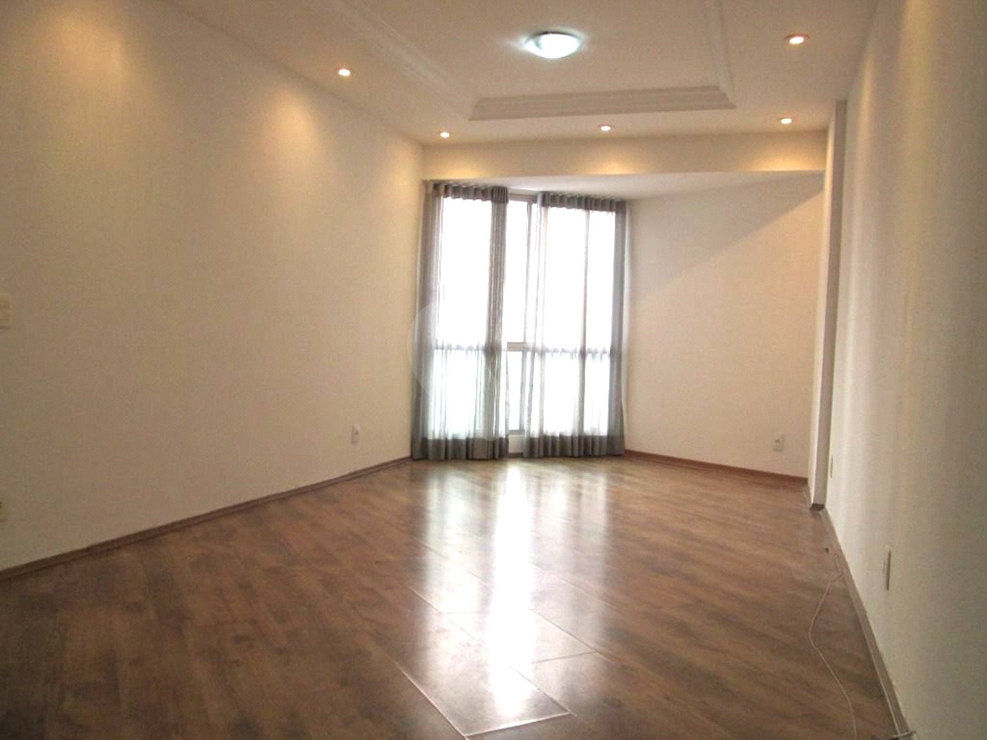 Apartamento à venda com 3 quartos, sendo 1 suíte,  em Paraíso, São Paulo, SP