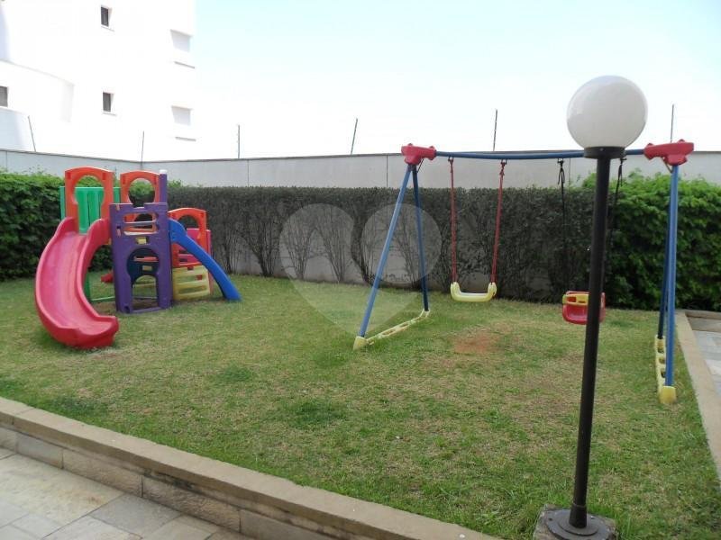 Apartamento à venda com 3 quartos, sendo 1 suíte, em Vila Andrade, São Paulo, SP