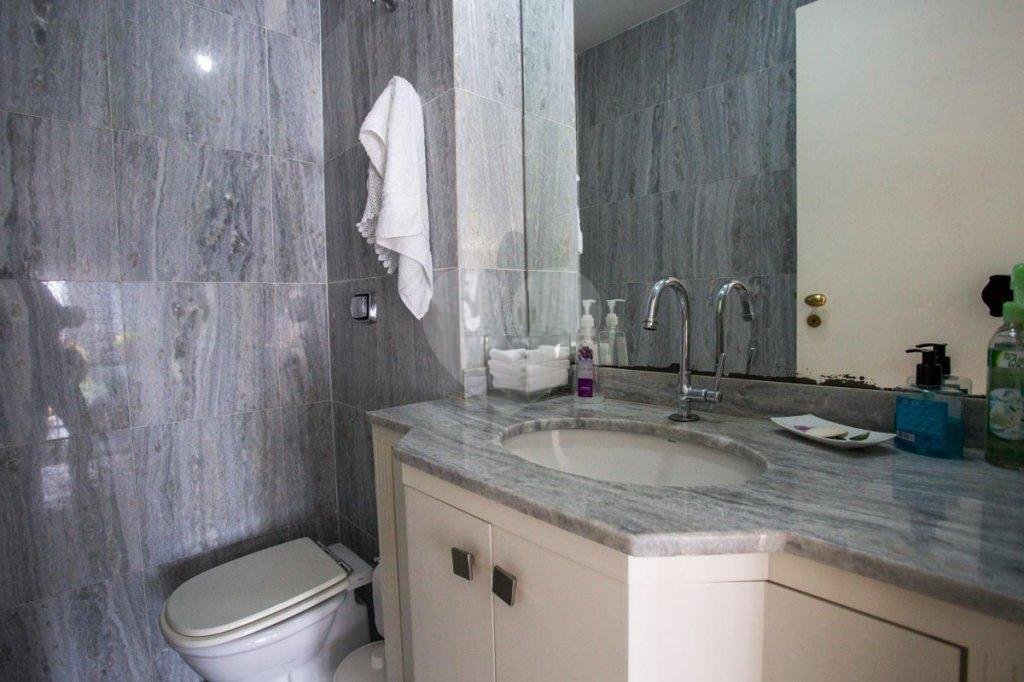 Apartamento à venda com 4 suítes em Jardim Fonte do Morumbi, São Paulo, SP