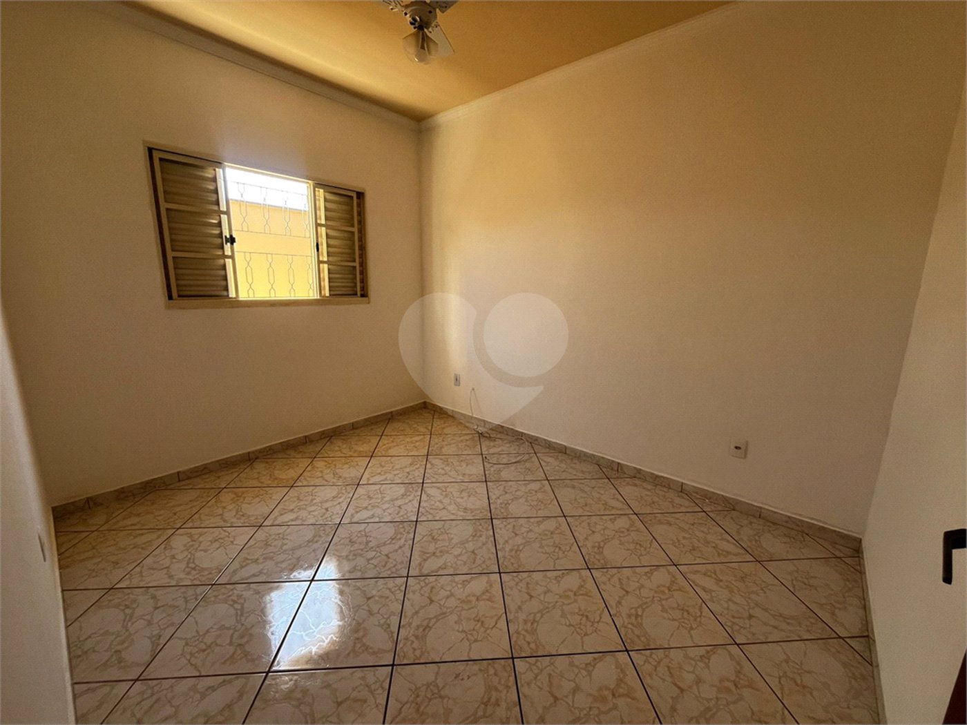 Casa à venda com 3 quartos, sendo 1 suíte, em Jardim Fogaça, Itapetininga, SP