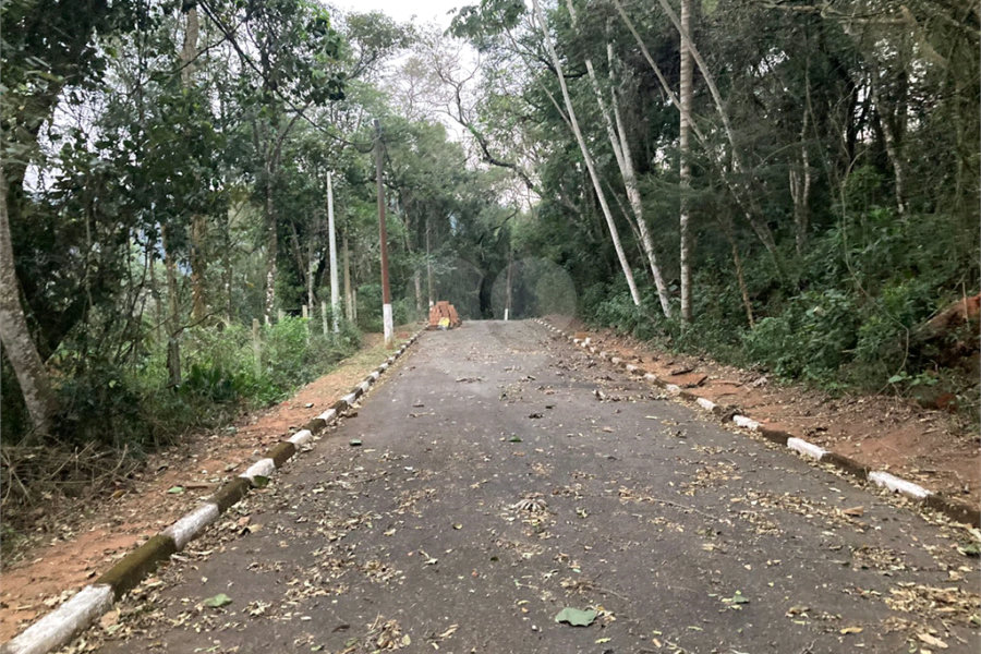 Terreno à venda no condomínio Alpes da Cantareira, Mairiporã - SP
