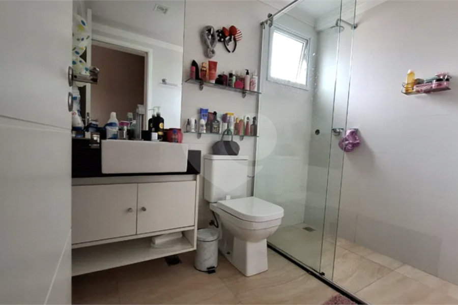 Casa à venda com 5 quartos, sendo 2 suítes,  no condomínio Floradas da Serra, São Paulo - SP