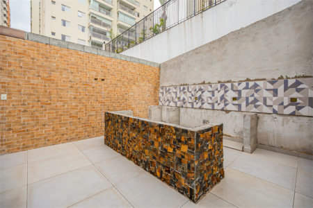 Casa à venda com 5 quartos, sendo 1 suíte,  em Chácara Inglesa, São Paulo, SP