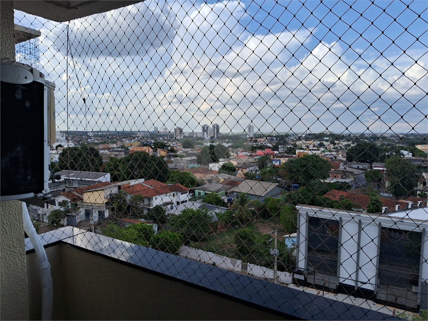 Apartamento à venda com 3 quartos, sendo 1 suíte, em Alvorada, Cuiabá, MT