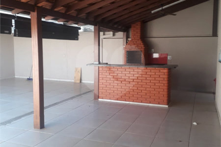 Excelente casa para venda no Parque Fher