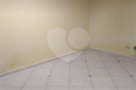 Sobrado à venda com 3 quartos em Santana, São Paulo, SP