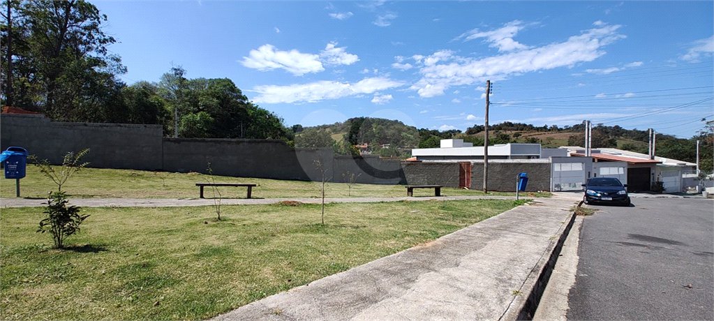 Casa Térrea à venda com 3 suítes em Boa Vista, Atibaia, SP