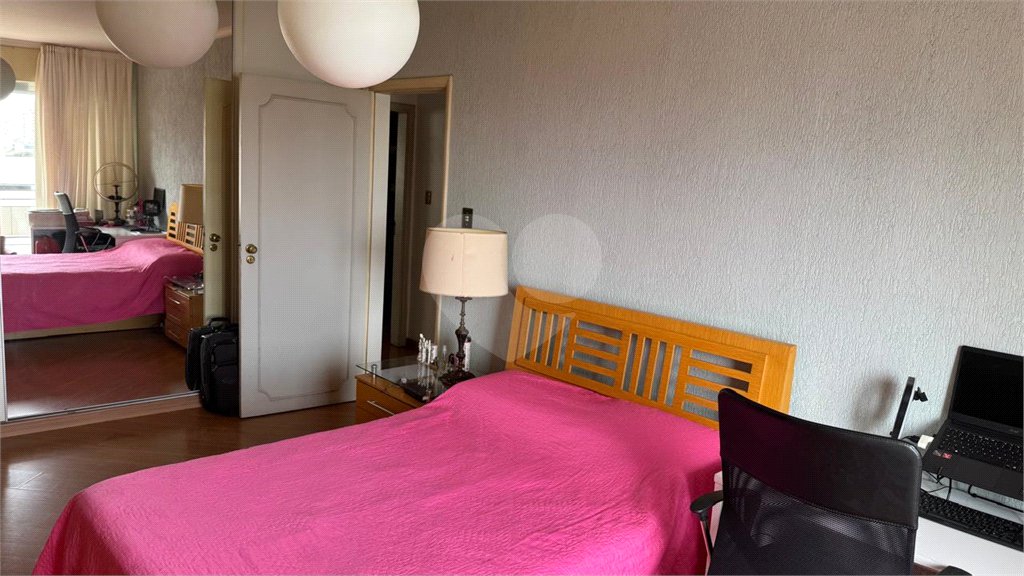 Apartamento à venda com 3 quartos, sendo 1 suíte, em Consolação, São Paulo, SP