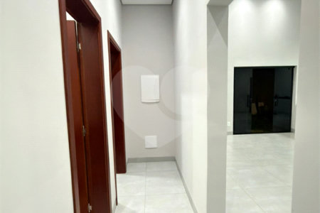 Casa à venda com 3 quartos, sendo 1 suíte, em Jardim Santa Cecília, Ribeirão Preto, SP