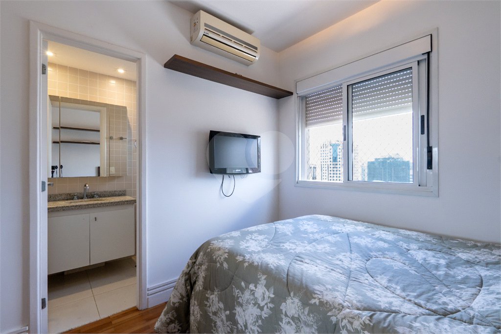 Apartamento à venda com 3 suítes em Brooklin, São Paulo, SP