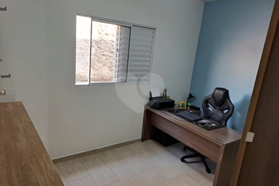 Sobrado à venda com 3 quartos, sendo 1 suíte,  em Vila Gustavo, São Paulo, SP