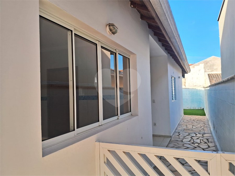 Casa para alugar com 3 quartos, sendo 1 suíte,  em João XXIII, Vinhedo, SP