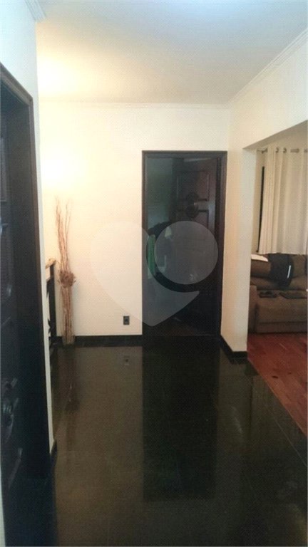 Sobrado à venda com 5 quartos, sendo 2 suítes, em Brooklin Paulista, São Paulo, SP