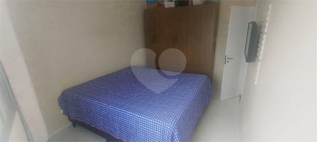 Apartamento à venda com 2 quartos em Maracanã, Praia Grande, SP