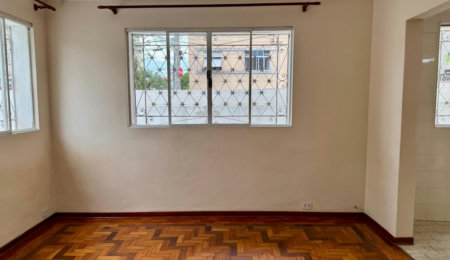 CASA AMPLA COM QUINTAL  150m² - 1.799.000,00 - Aparecida - Santos/SP