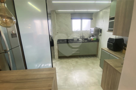 Apartamento à venda com 2 quartos, sendo 1 suíte, em Campo Belo, São Paulo, SP
