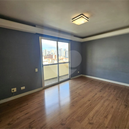Apartamento à venda com 3 quartos, sendo 1 suíte, em Vila Gumercindo, São Paulo, SP