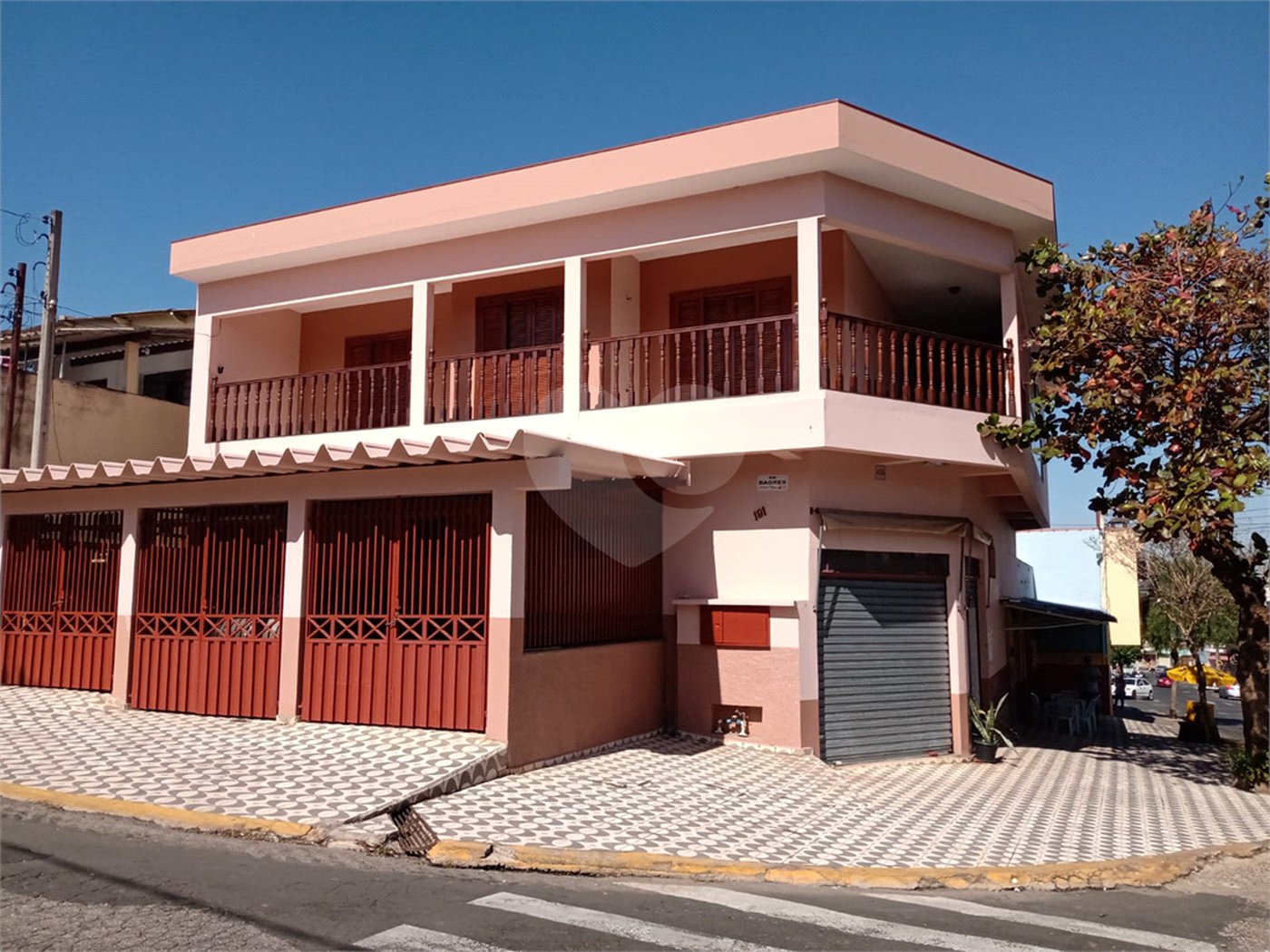 Casa à venda com 3 quartos, sendo 1 suíte, em Salto de São José, Salto, SP