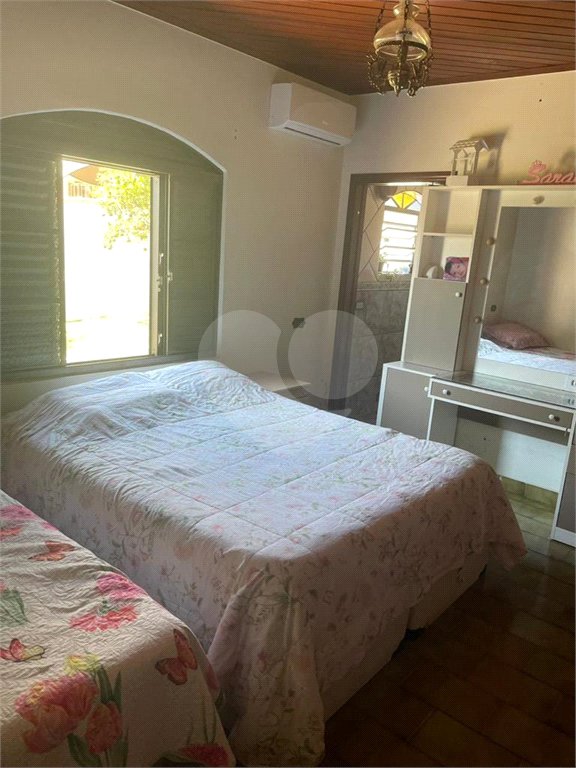 Casa à venda ou para alugar com 5 quartos, sendo 1 suíte, no condomínio Zuleika Jabour, Salto - SP
