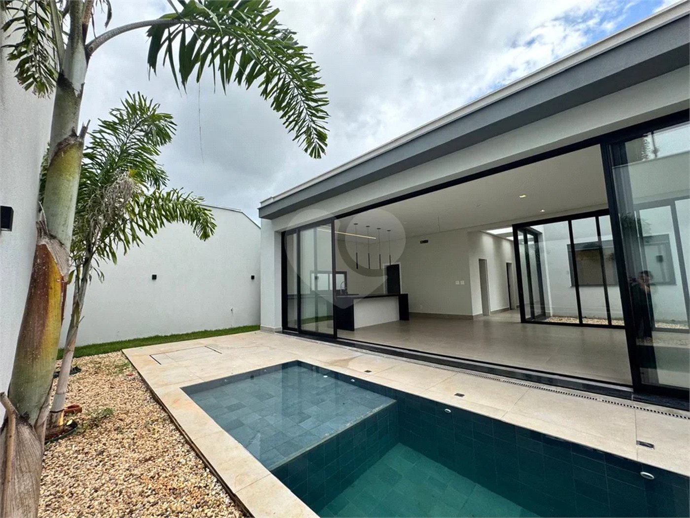 Casa recém construída com 3 suítes, no Damha 2 de Piracicaba.